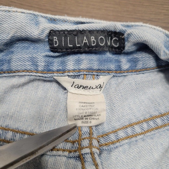 Billabong Shorts Womens 5 Blue Laneway Denim Jean Distressed Cut Off Classiccore - Picture 3 of 6